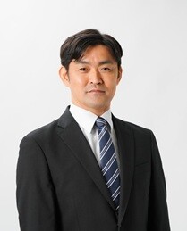 衣川竜也（公認心理師）209×259